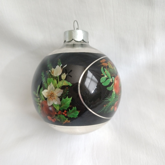 Hallmark Christmas Ornament Christmas Images Love - Picture 3 of 11